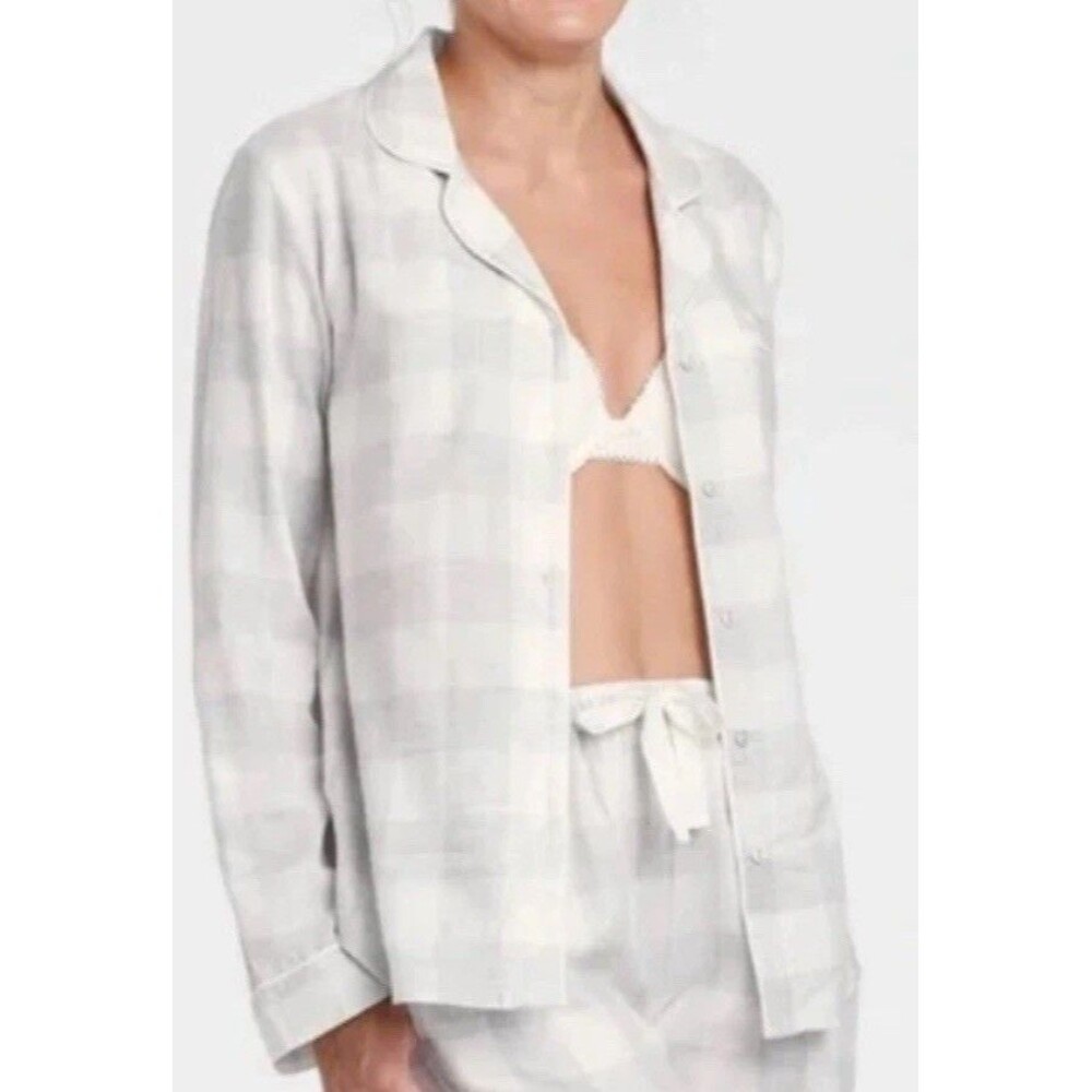NWTStars Above Women's Perfectly Cozy Plaid Flannel Top Shirt White Gray Size M